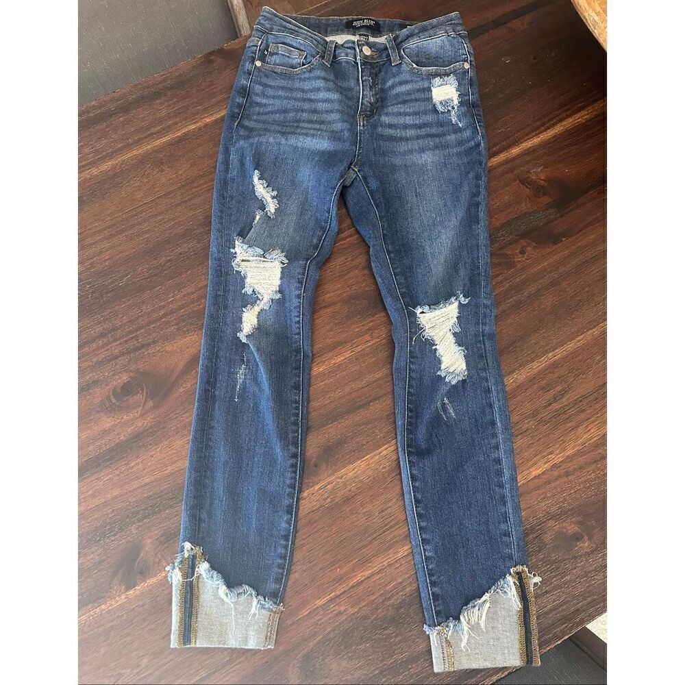 Judy Blue destroyed skinny leg jeans